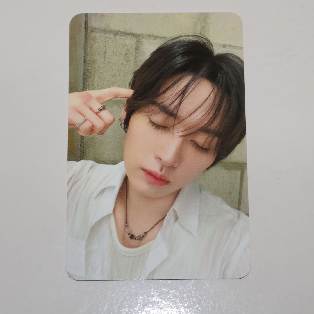 STRAY KIDS Lee Know Photocard - This & That (Concert POB SOUNDWAVE Week 2 - & Ver.)