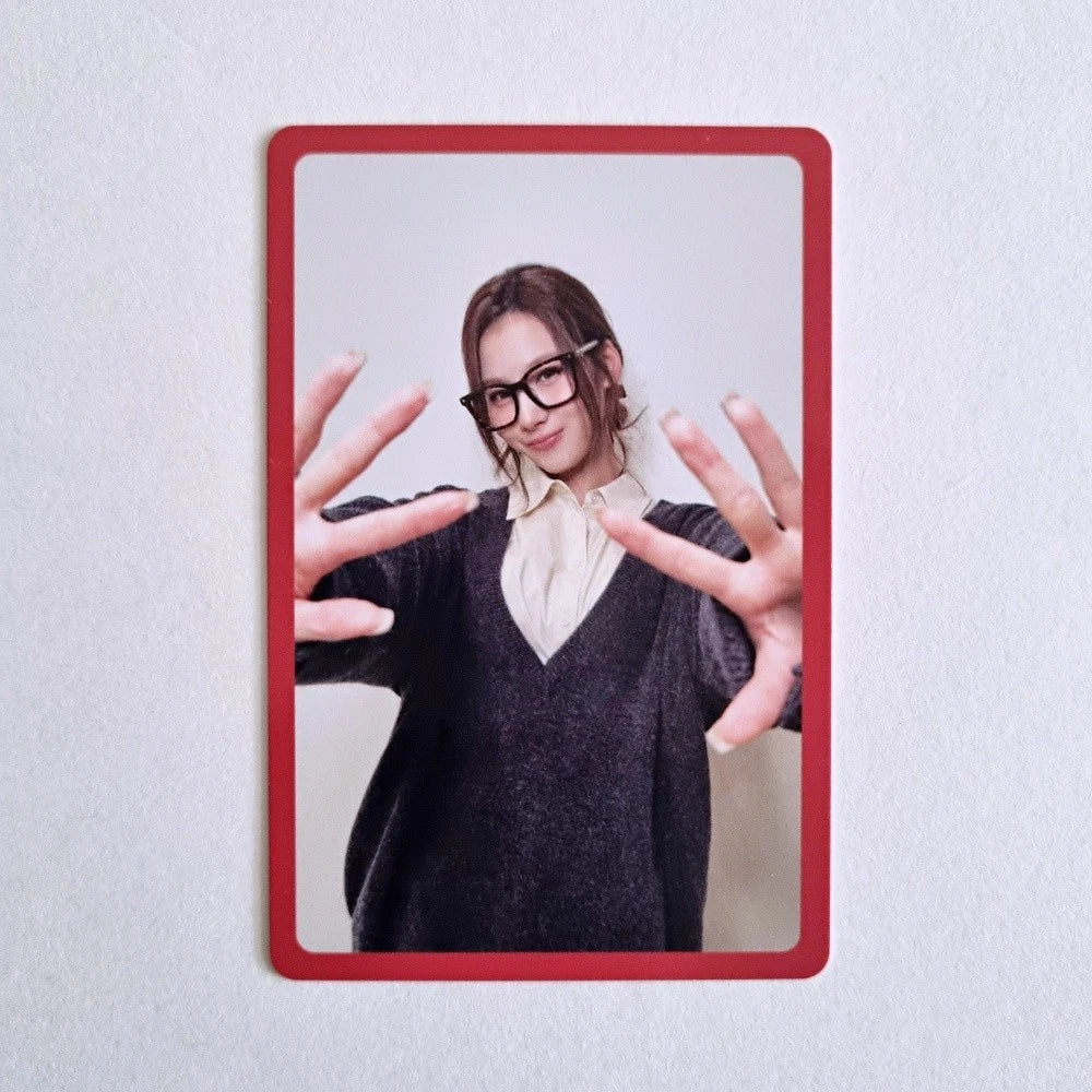 Twice Sana Photocard - TEN: The Story Goes On (Cast Ver. - BENEFICIO DE PRE-ORDEN)