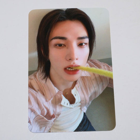 STRAY KIDS Hyunjin Photocard - This & That (Concert POB SOUNDWAVE Week 1 - & Ver.)