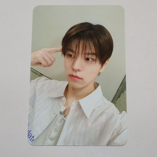 STRAY KIDS Seungmin Photocard - This & That (Concert POB SOUNDWAVE Week 2 - & Ver.)
