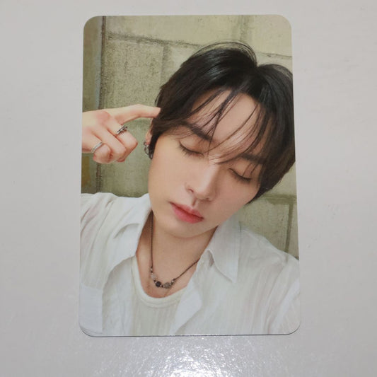 STRAY KIDS Lee Know Photocard - This & That (Concert POB SOUNDWAVE Week 2 - & Ver.)
