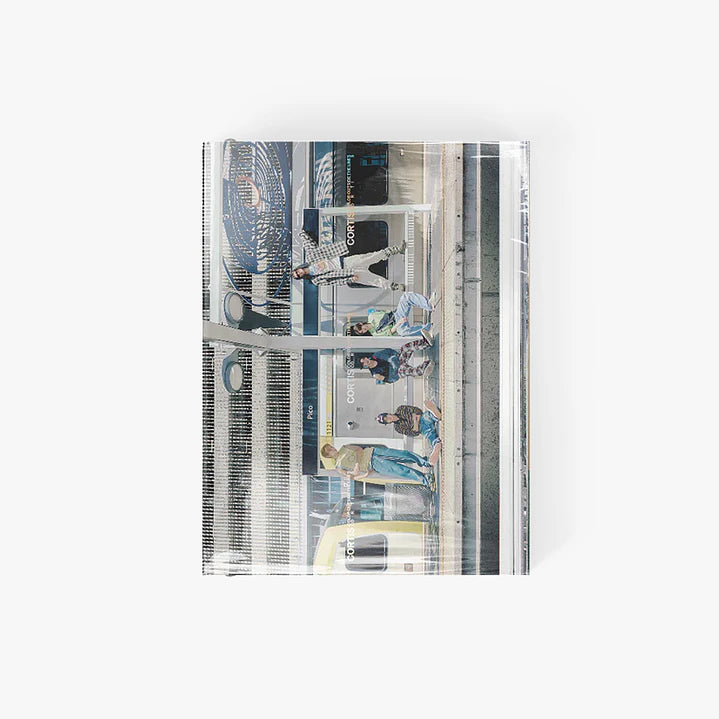 CORTIS – COLOR OUTSIDE THE LINES (ENTREGA INMEDIATA)