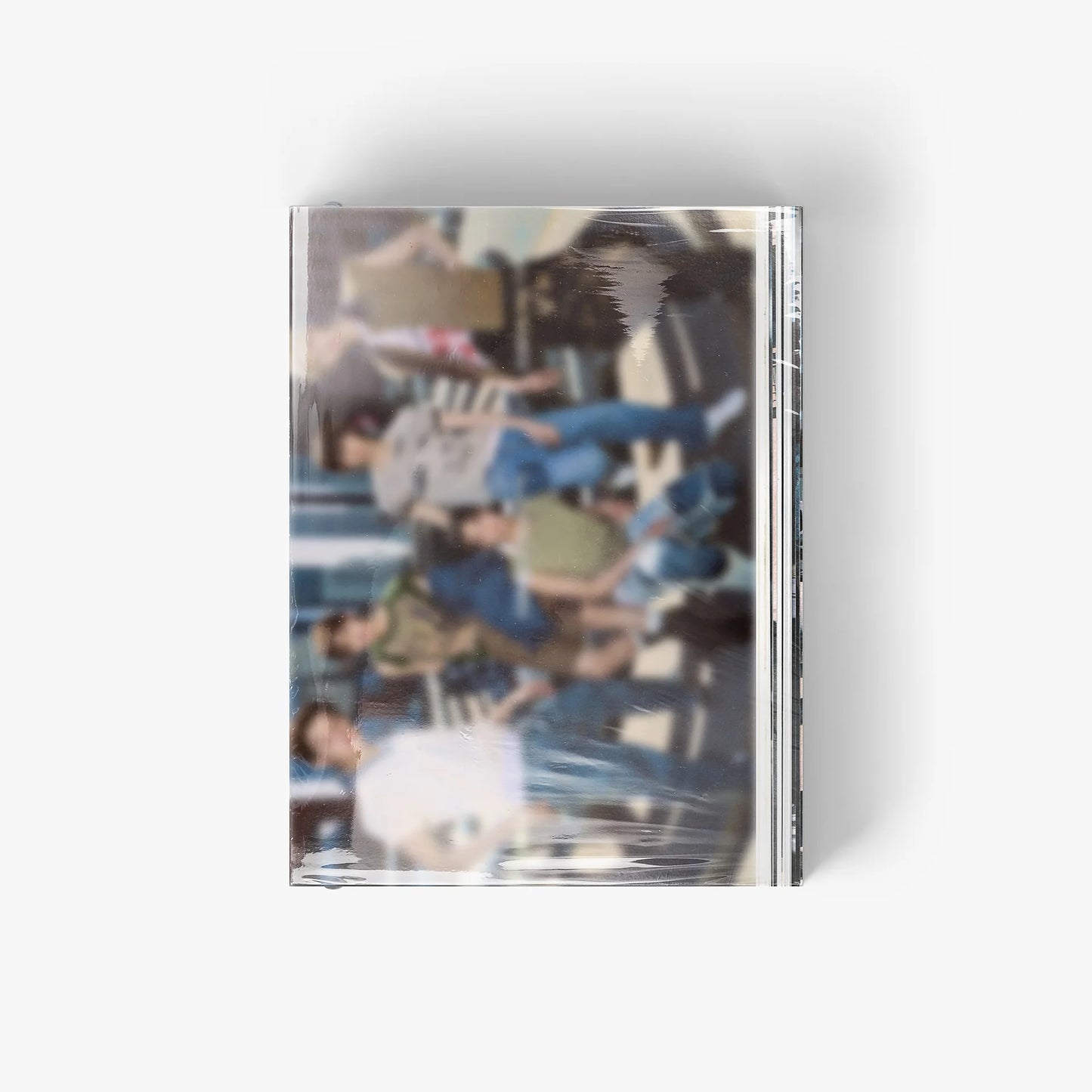 CORTIS – COLOR OUTSIDE THE LINES (ENTREGA INMEDIATA)