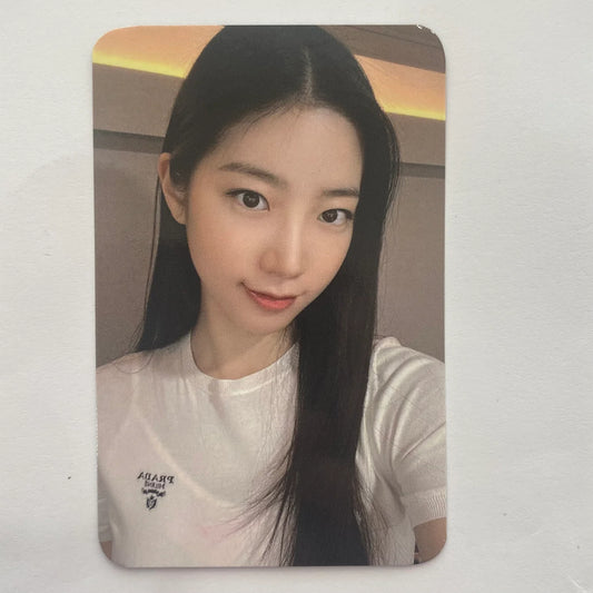 Le Sserafim Kazuha Photocard - Unforgiven (MusicKorea POB) Holográfico