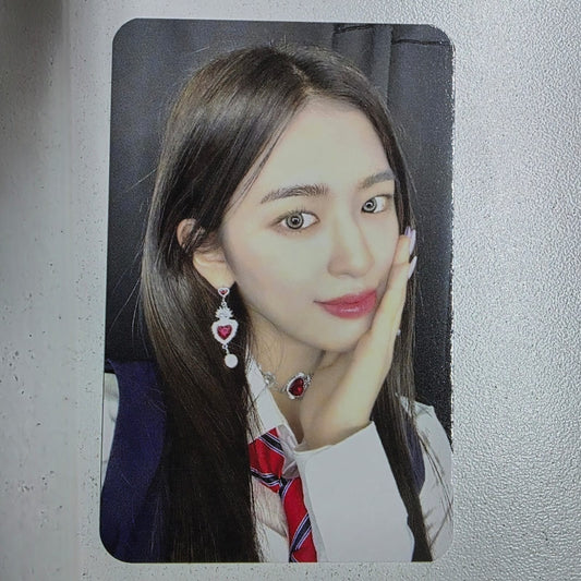 IVE Yujin Photocard - Love Dive (MusicKorea POB)