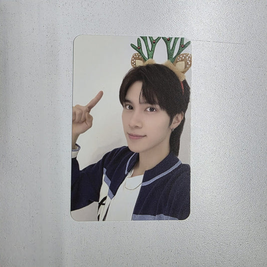 WayV Hendery Photocard - Pink Christmas Collection 2023