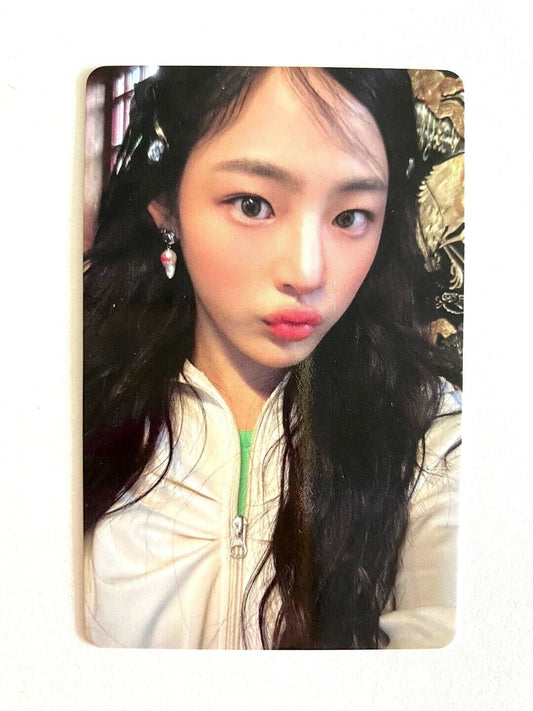 NewJeans Minji Photocard 2 - Get Up EP (Bunny Bag Minji Ver.)